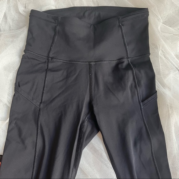 Lululemon Fast & Free 7/8 Tight II Nulux 25" - Picture 6 of 6